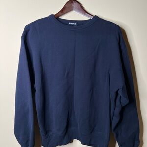 large Uniqlo Navy blue crewneck sweatshirt. NWOT